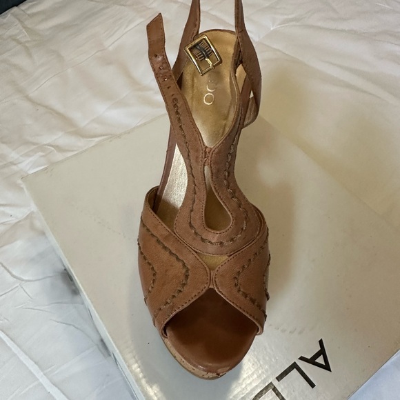 Aldo Brown Leather Wedge Sandals - Picture 3 of 4